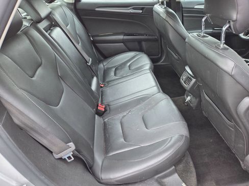 Used 2014 Ford Fusion Titanium FWD image 11