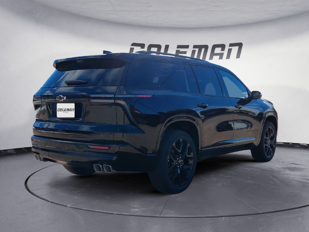 Used 2026 Chevrolet Traverse RS FWD image 5