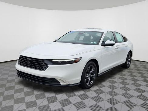 Certified 2023 Honda Accord EX image 2