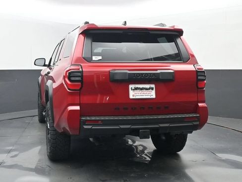 New 2026 Toyota 4Runner SR5 AWD/4WD image 17
