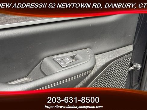 Used 2023 Jeep Grand Cherokee L Limited AWD/4WD image 26