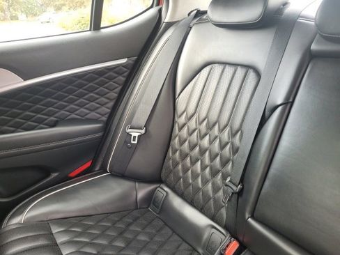 Used 2020 Genesis G70 2.0T w/ Prestige Package image 28