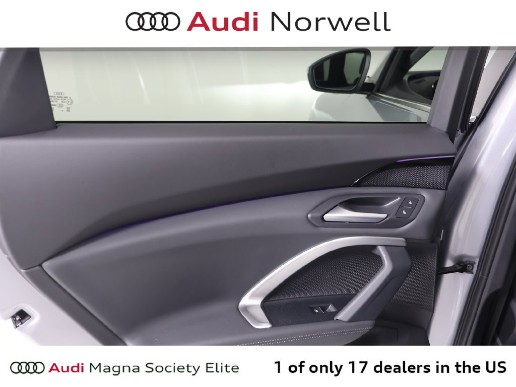 Used 2025 Audi Q5 Premium w/ Convenience Package AWD/4WD image 20