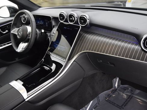 Used 2026 Mercedes-Benz GLC 300 GLC 300 image 15