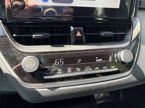 Used 2024 Toyota Corolla LE FWD image 19