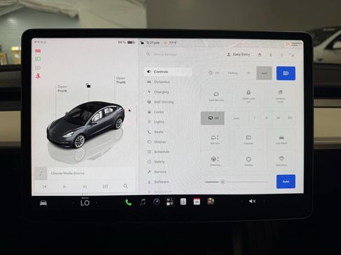 Used 2023 Tesla Model 3 Standard Range RWD image 13