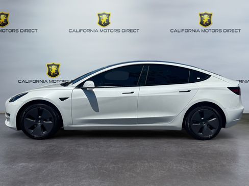 Used 2022 Tesla Model 3 RWD image 2