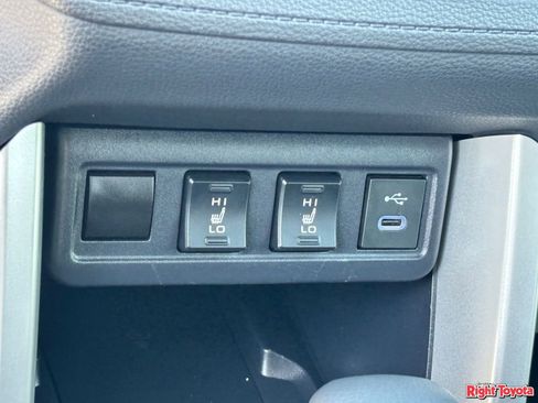 Certified 2024 Toyota Corolla Cross XLE w/ Convenience Package image 28