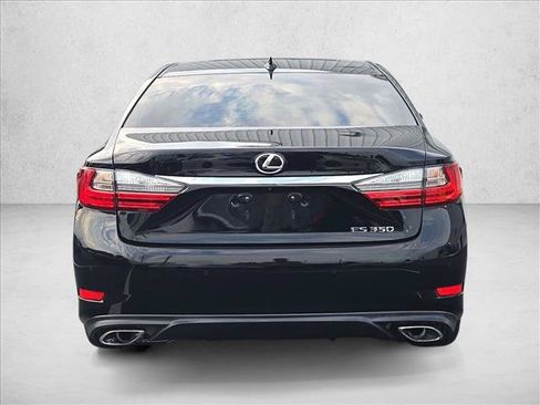 Used 2016 Lexus ES 350 w/ Premium Package w/Wood Trim FWD image 6