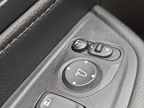 Used 2024 Honda Odyssey Elite image 33