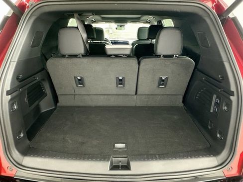Used 2025 Chevrolet Traverse High Country w/ LPO, Floor Liner Package FWD image 26