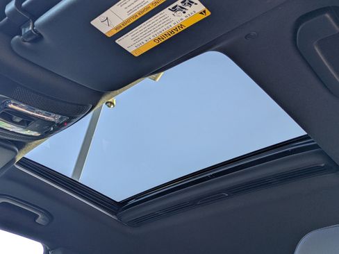 Certified 2023 Mercedes-Benz GLE 350 w/ Premium Package image 30