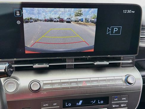 Used 2025 Hyundai Kona SEL FWD image 15