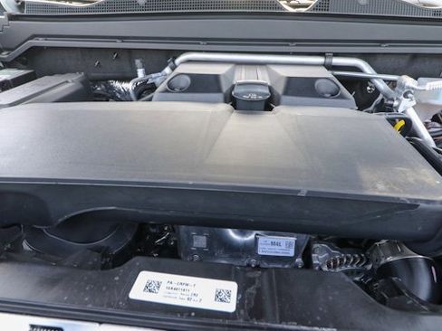 New 2025 GMC Canyon Elevation w/ Convenience Package image 28