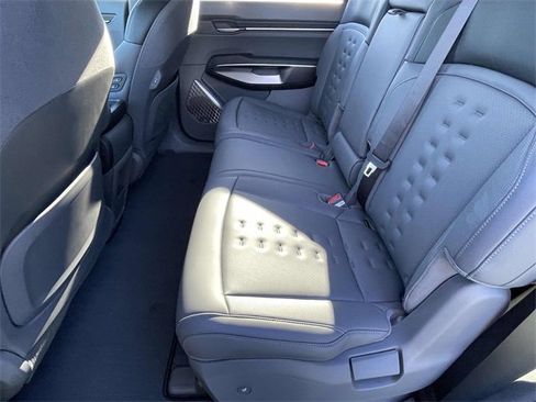 New 2026 Kia EV9 Wind image 20