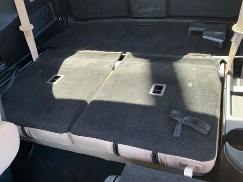 Used 2021 Ford Explorer Limited image 21