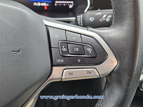 Used 2024 Volkswagen Jetta SE image 20