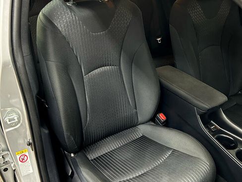 Used 2018 Toyota Prius Two w/ Prius Two Safety Plus Package image 18