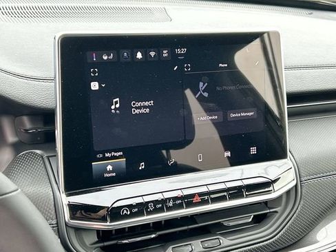 New 2026 Jeep Compass Latitude image 18