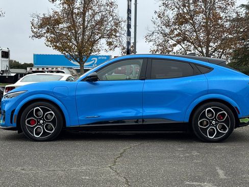 Certified 2022 Ford Mustang Mach-E GT image 7