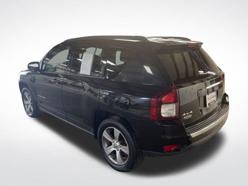 Used 2017 Jeep Compass High Altitude image 8