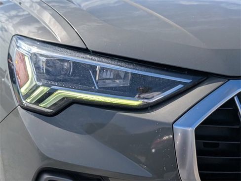 Used 2020 Audi Q3 2.0T Premium Plus w/ Premium Plus Package image 9