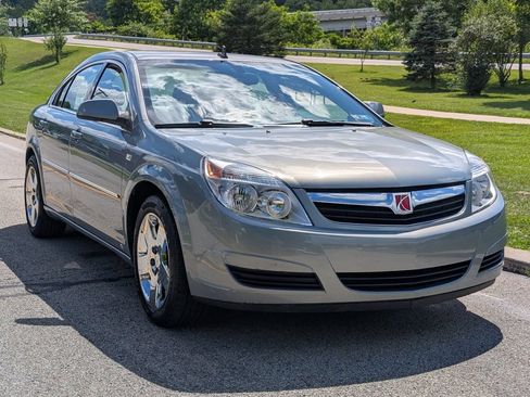 Used 2009 Saturn Aura XE w/ Preferred Package FWD image 2