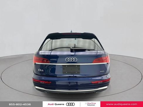 Certified 2023 Audi Q5 2.0T Premium w/ Convenience Package AWD/4WD image 3
