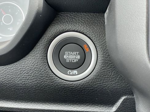 New 2026 RAM 1500 Express AWD/4WD image 22