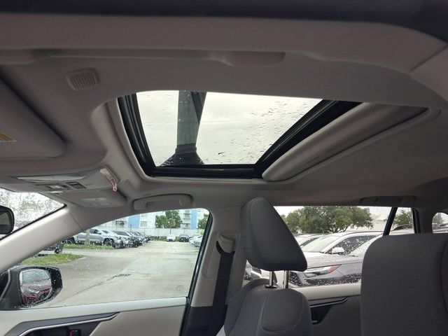 Used 2023 Toyota RAV4 XLE w/ Convenience Package FWD image 12