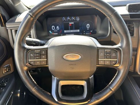 Used 2023 Ford Expedition Max Platinum AWD/4WD image 30