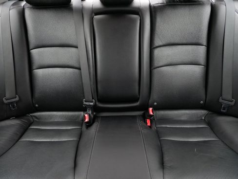 Used 2017 Honda Accord EX-L image 13