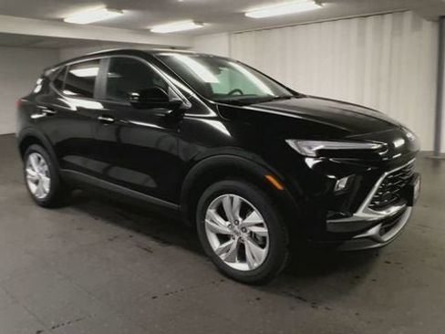New 2026 Buick Encore GX Preferred w/ Comfort Package FWD image 2