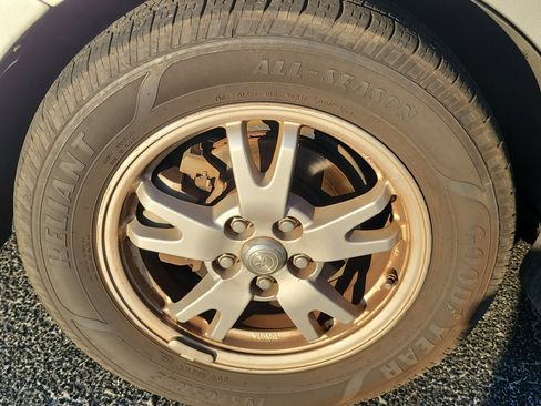 Used 2010 Toyota Prius Five image 5