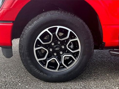 Used 2022 Ford F150 XLT w/ Equipment Group 302A High image 8