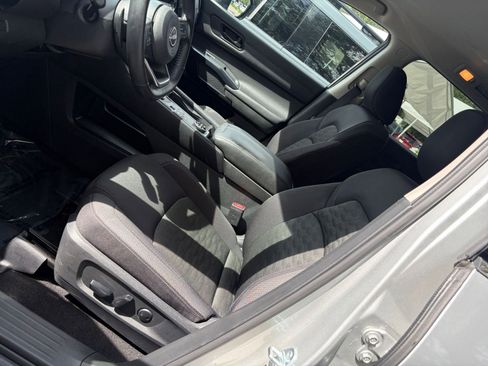 Used 2025 Nissan Pathfinder SV AWD/4WD image 39