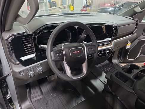 New 2026 GMC Sierra 2500 SLE image 15