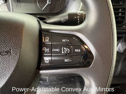 Used 2025 RAM ProMaster 2500 w/ Convenience Group FWD image 15