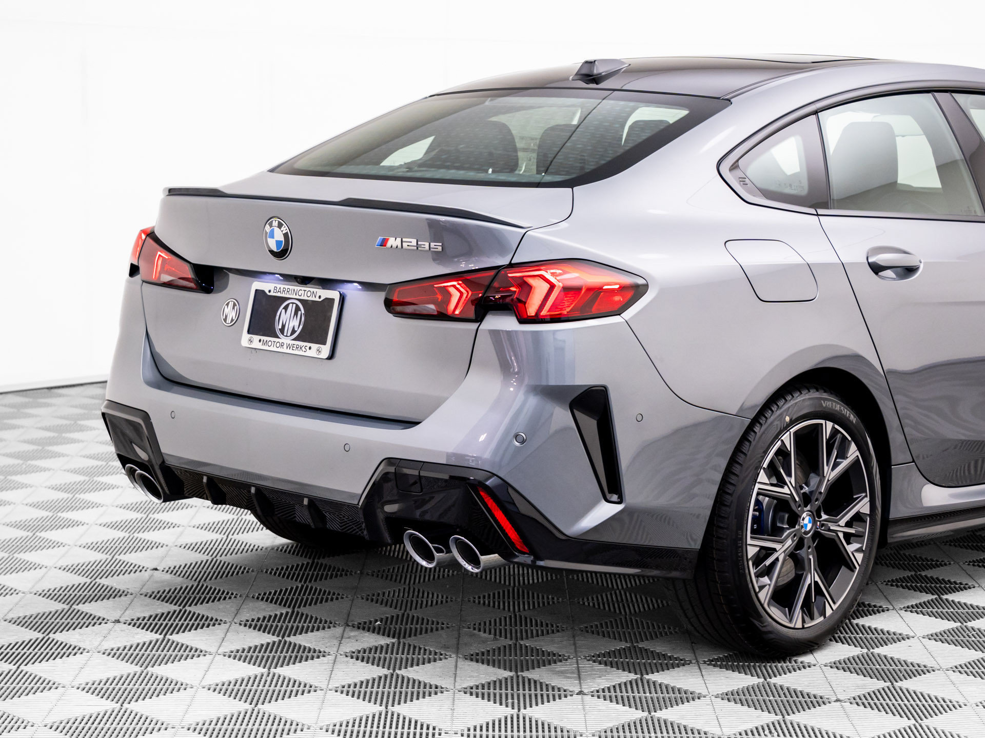 Used 2026 BMW M235i xDrive w/ Technology Package AWD/4WD image 38