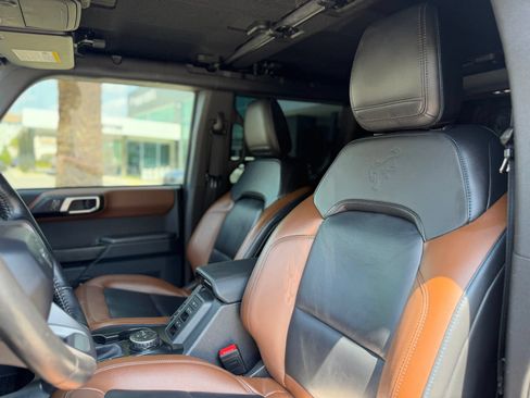 Used 2024 Ford Bronco Outer Banks AWD/4WD image 34