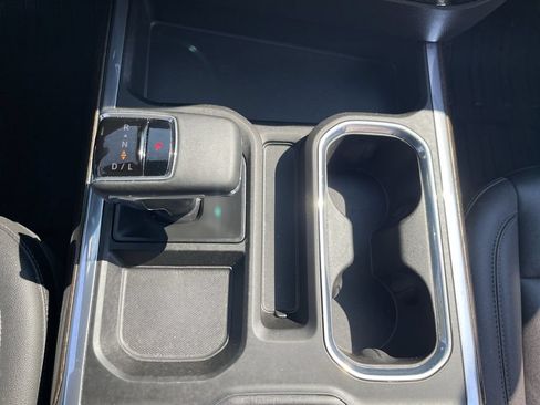 Certified 2025 GMC Sierra 1500 Elevation w/ Elevation Premium Package AWD/4WD image 16