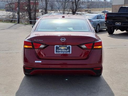 Used 2025 Nissan Altima 2.5 SV image 6