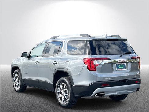 Certified 2023 GMC Acadia SLE w/ Driver Convenience Package image 4
