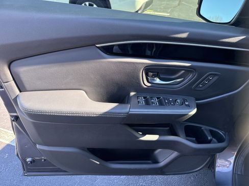 Certified 2025 Honda Pilot EX-L image 21