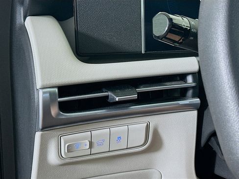 Used 2025 Hyundai Tucson SEL image 17