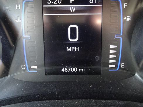 Used 2018 Chrysler Pacifica Touring Plus FWD image 23