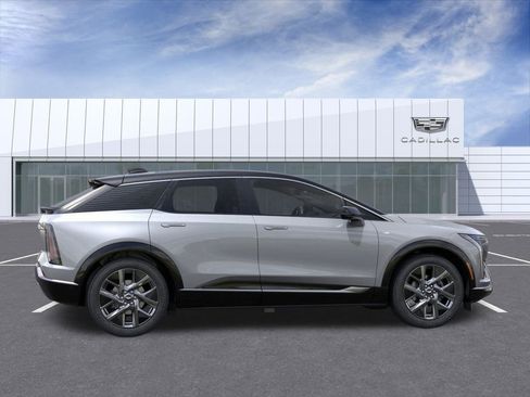 New 2026 Cadillac Optiq Luxury 1 w/ LPO, Floor Liner Package image 5