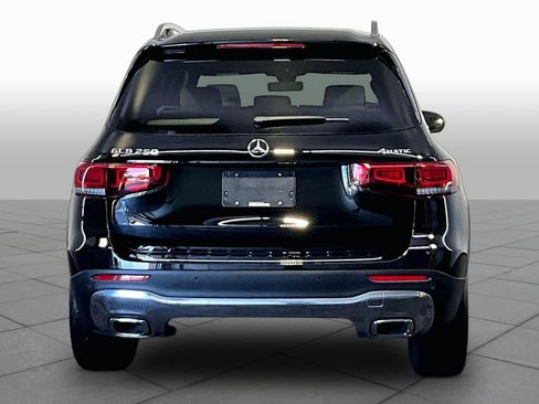 Certified 2023 Mercedes-Benz GLB 250 4MATIC image 5