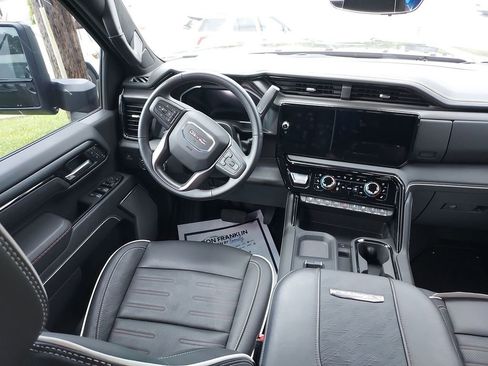 Used 2026 GMC Sierra 2500 AT4X AWD/4WD image 15