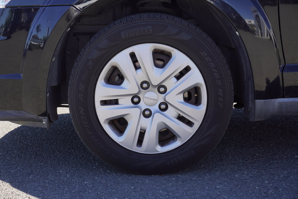 Used 2014 Dodge Journey American Value Package FWD image 4